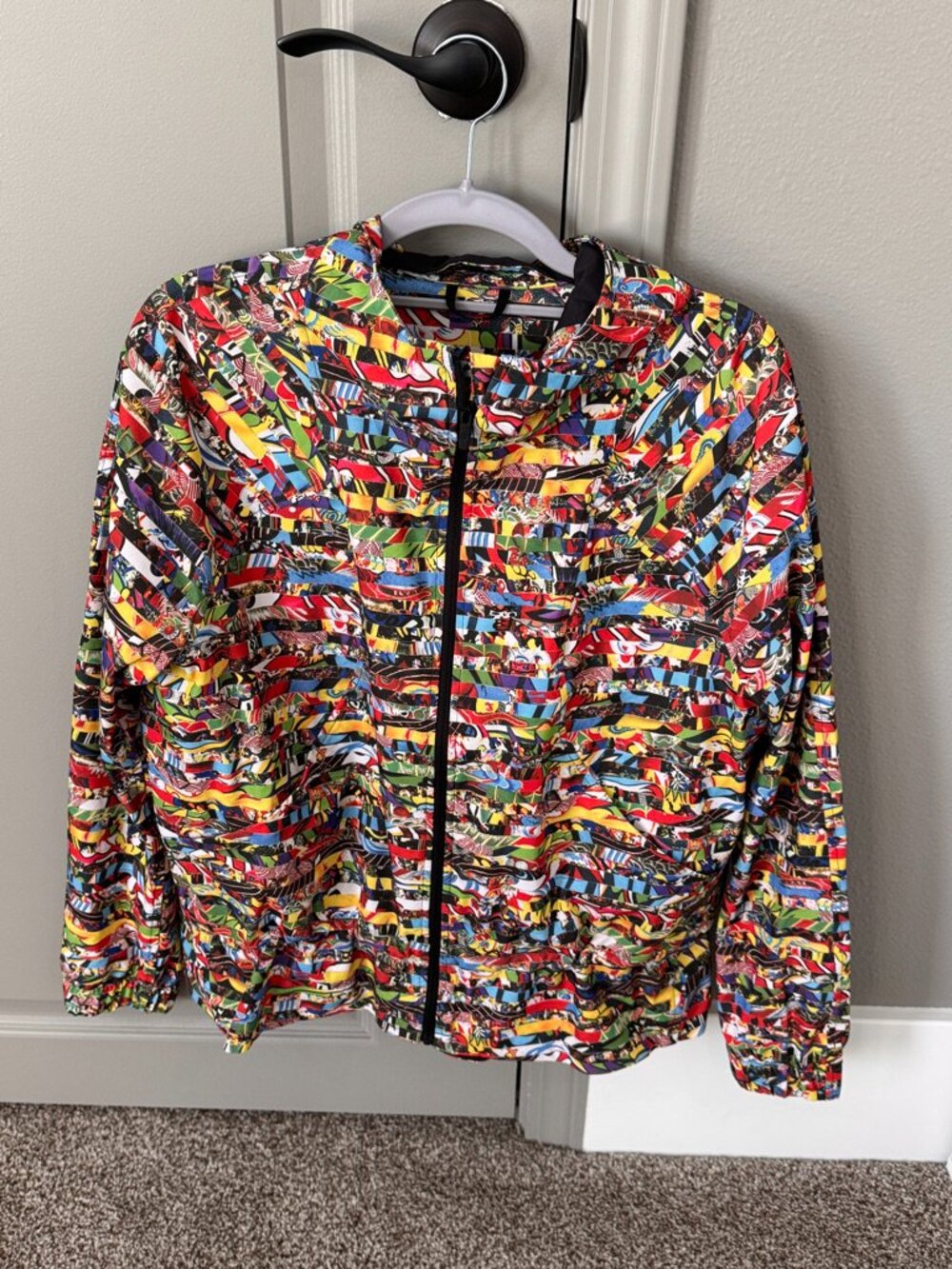 Pack It Up Jacket - "RARE" Lululemon SeaWheeze 2018 - Size 8